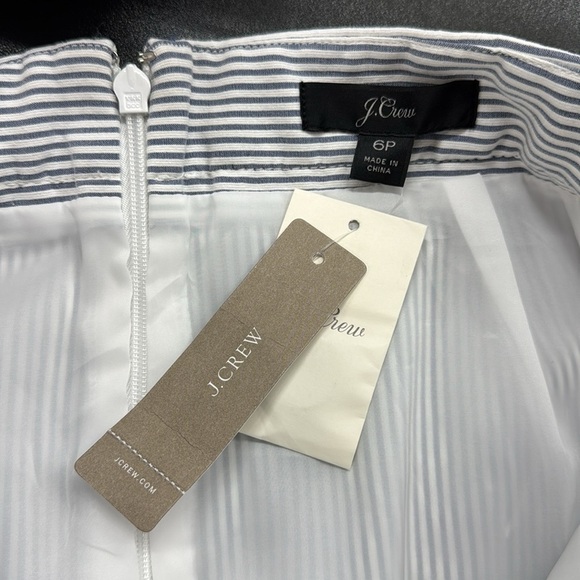 J. Crew NWT Seersucker Button-front
Mini Skirt Size 6P - Picture 6 of 11